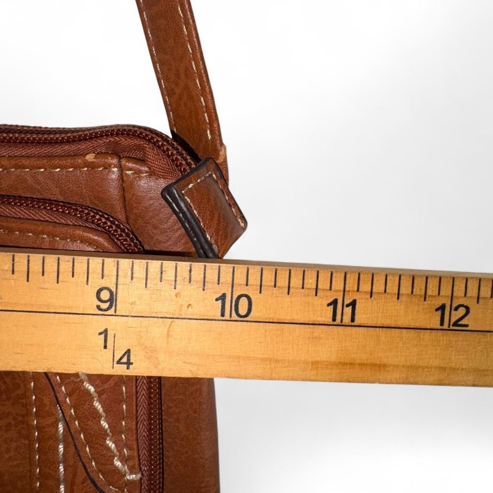 Elegant Brown Crossbody Bag - Picture 5 of 8